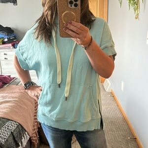 Oversized short sleeved sweatshirt with hood